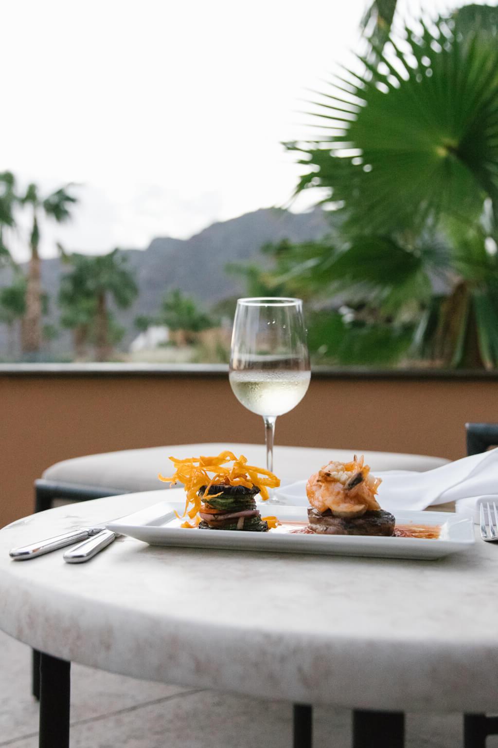 Entspannung in Loreto: Poolblick im Villa del Palmar Resort