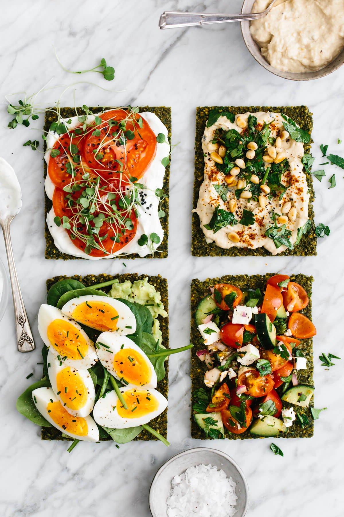 Die 60+ besten Mittelmeer-Diät-Rezepte 24 Falafel-Fladenbrot mit verschiedenen Belägen.