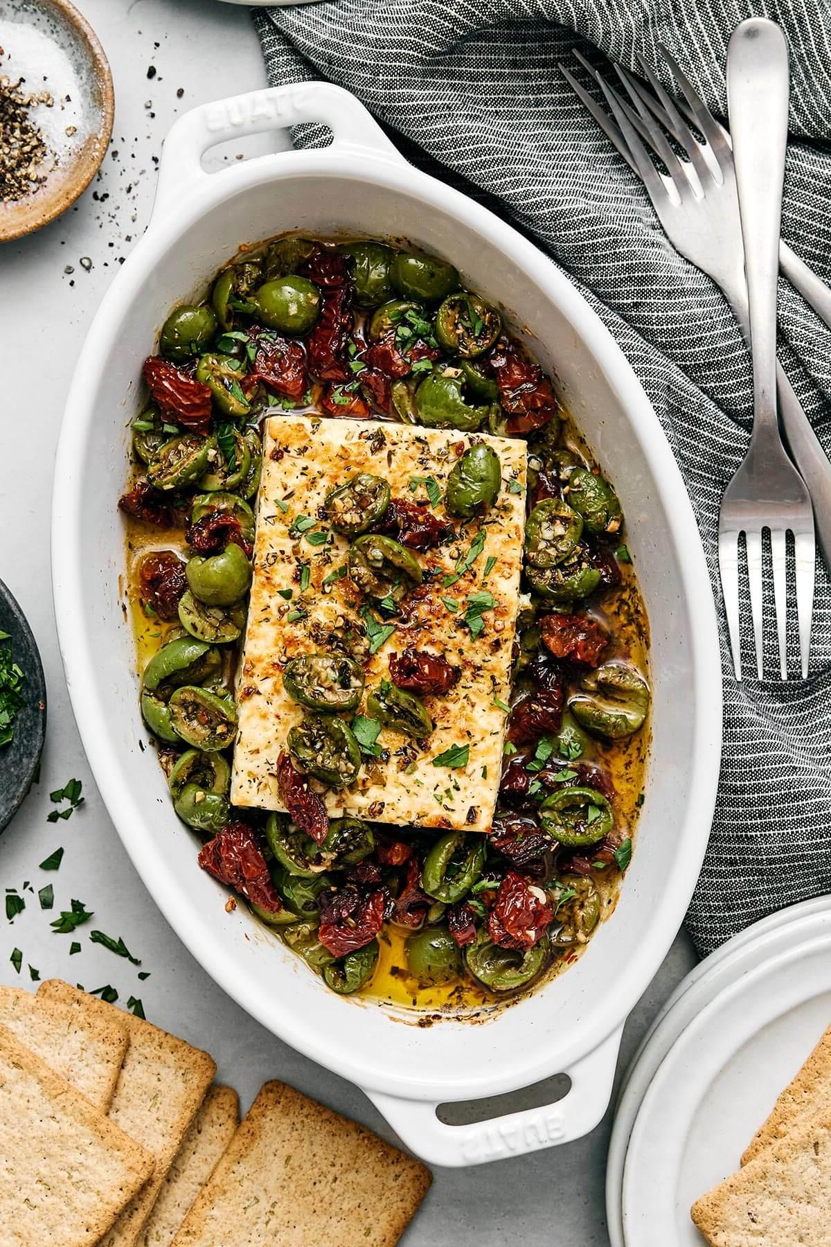 Top 10 Rezepte 2024 9 Mediterraner gebackener Feta.