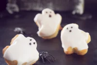 Haunted Cupcakes with Chocolate Ghost Faces