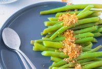 Savory Green Beans with Herb Crumb Crunch