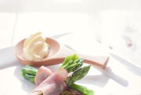 Prosciutto Wrapped Asparagus with Aioli