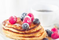 Cloud-Like American Pancakes