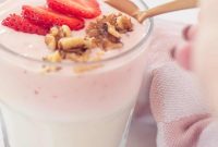 Effortless Strawberry Yogurt Parfait