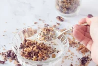 Simple Homemade Dark Chocolate Granola