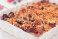 Homestyle Berry Apple Crumble