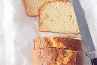 Effortlessly Light and Fluffy Vanilla Applesauce Cake