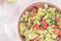 Your Go-To Fresh Guacamole: Avocado and Zesty Lime Perfection