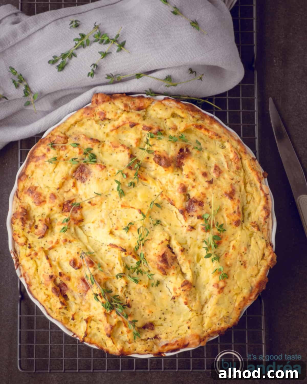 Hearty Cauliflower, Broccoli and Cervelate Quiche 3 Quiche with cauliflower, broccoli and cervelat