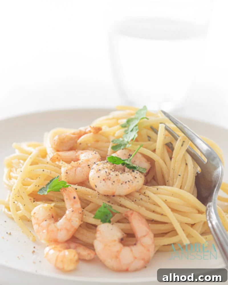 Velvety Shrimp Carbonara 4 Spaghetti carbonara met garnalen