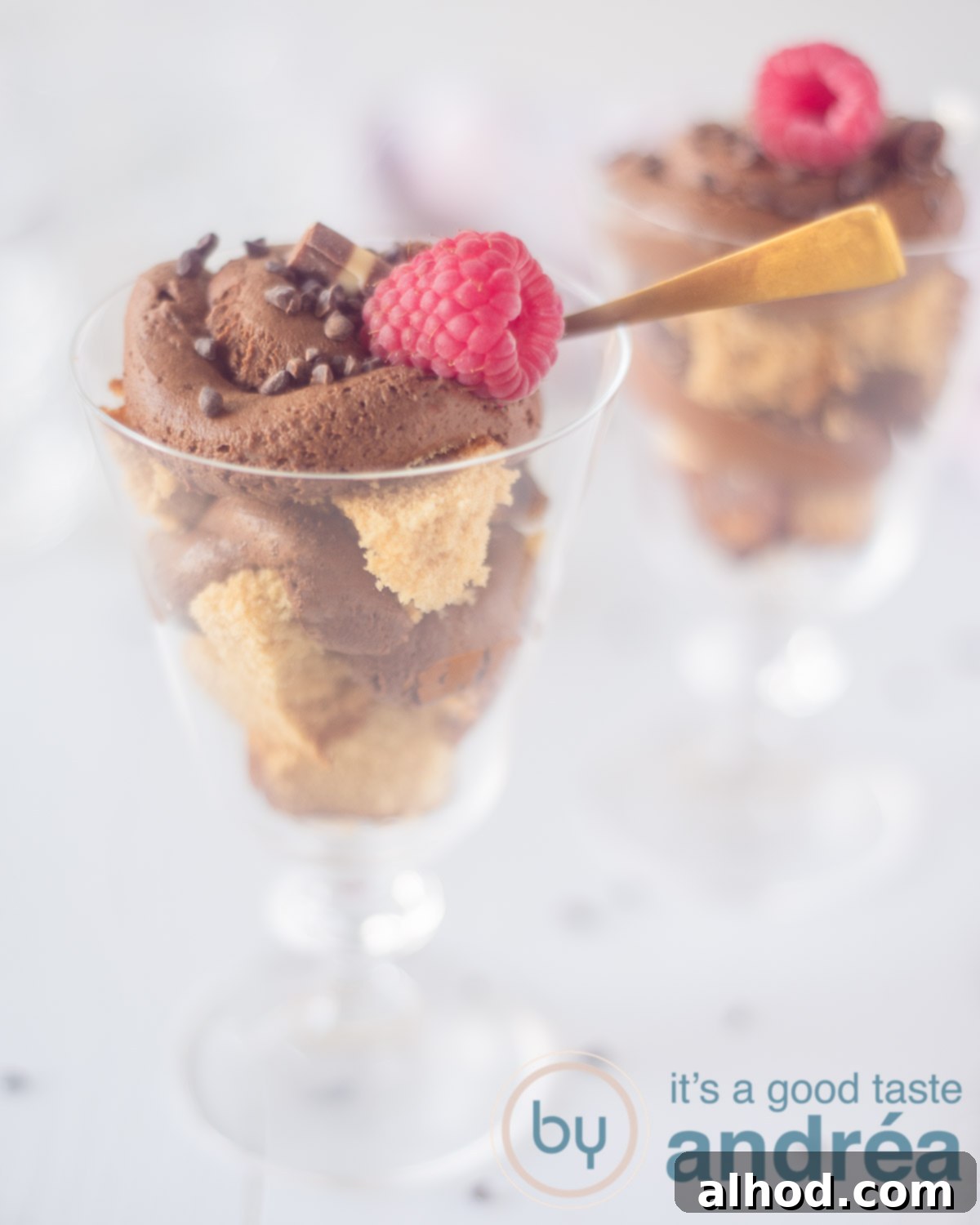 Decadent Chocolate Mousse Trifle 5 Chocolade mousse trifle
