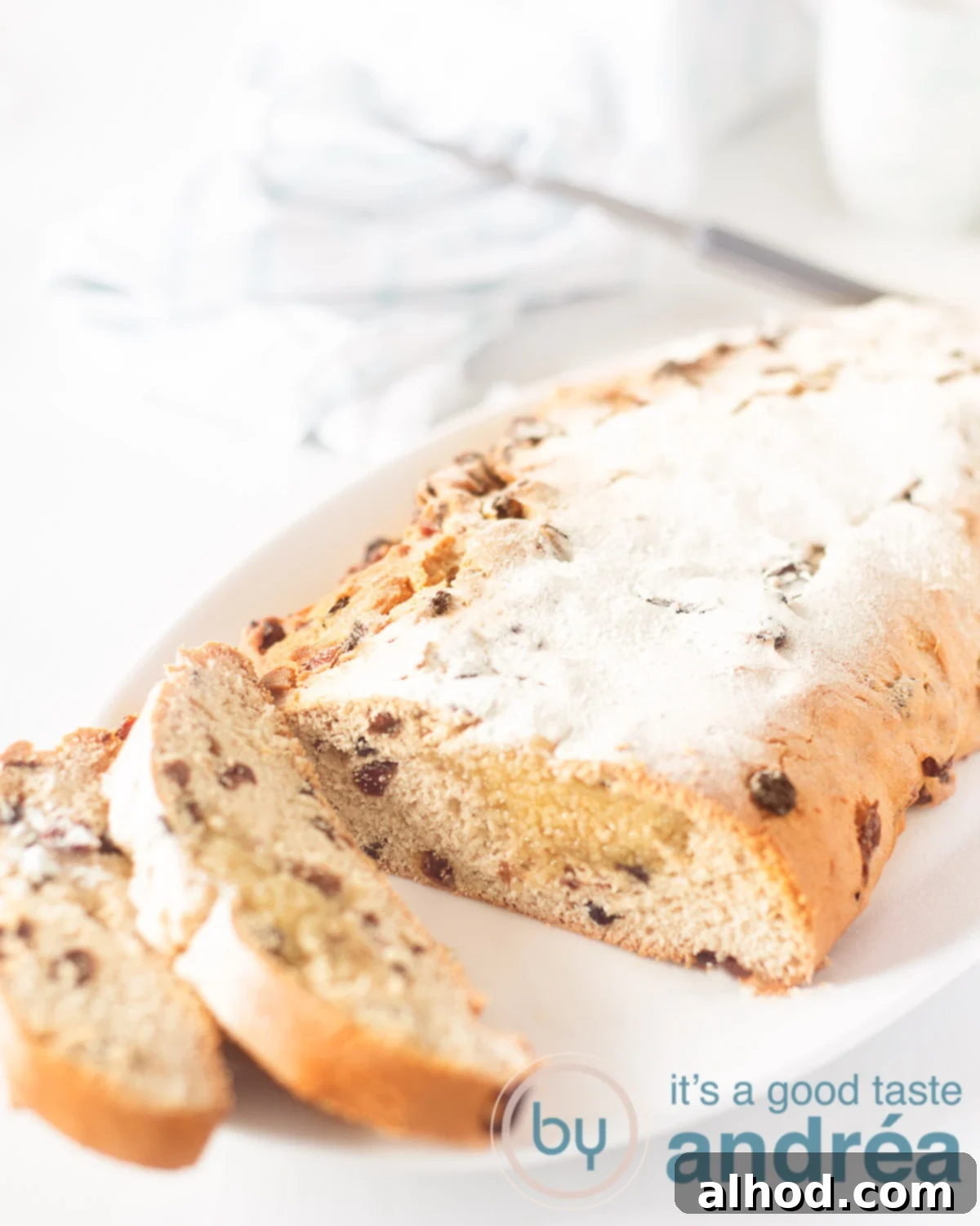 Sweet Almond Christmas Loaf 2 kerststol met amandelspijs