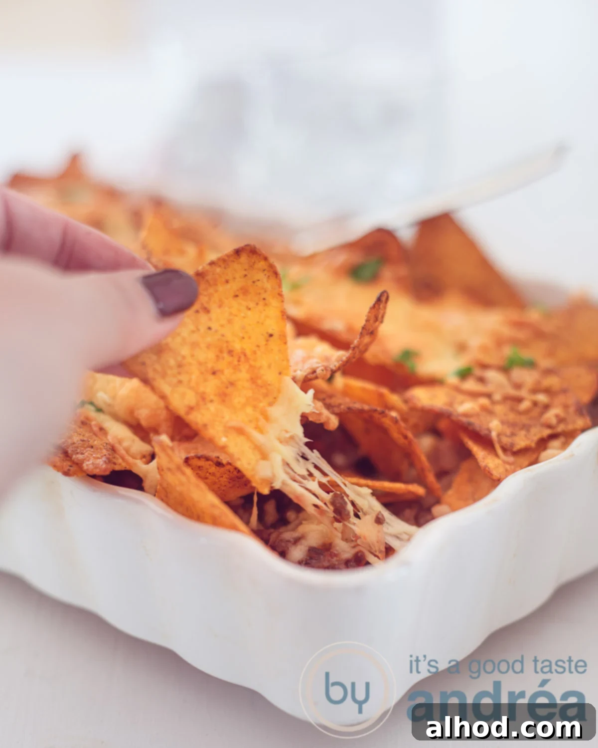 Loaded Nacho Casserole with Zesty Homemade Salsa 3 Nacho ovenschotel met zelfgemaakte salsa