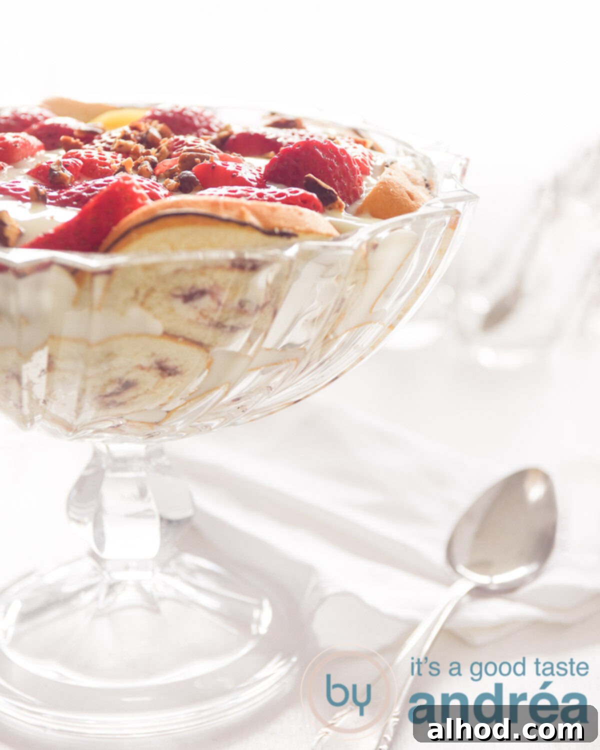 Peachy Strawberry Dream 4 a bowl with cake rolls, strawberries, cream cheese and peaches