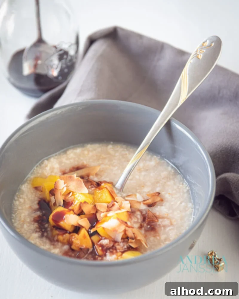 Date-Kissed Mango Coconut Oats 3 havermout met mango en dadelsiroop