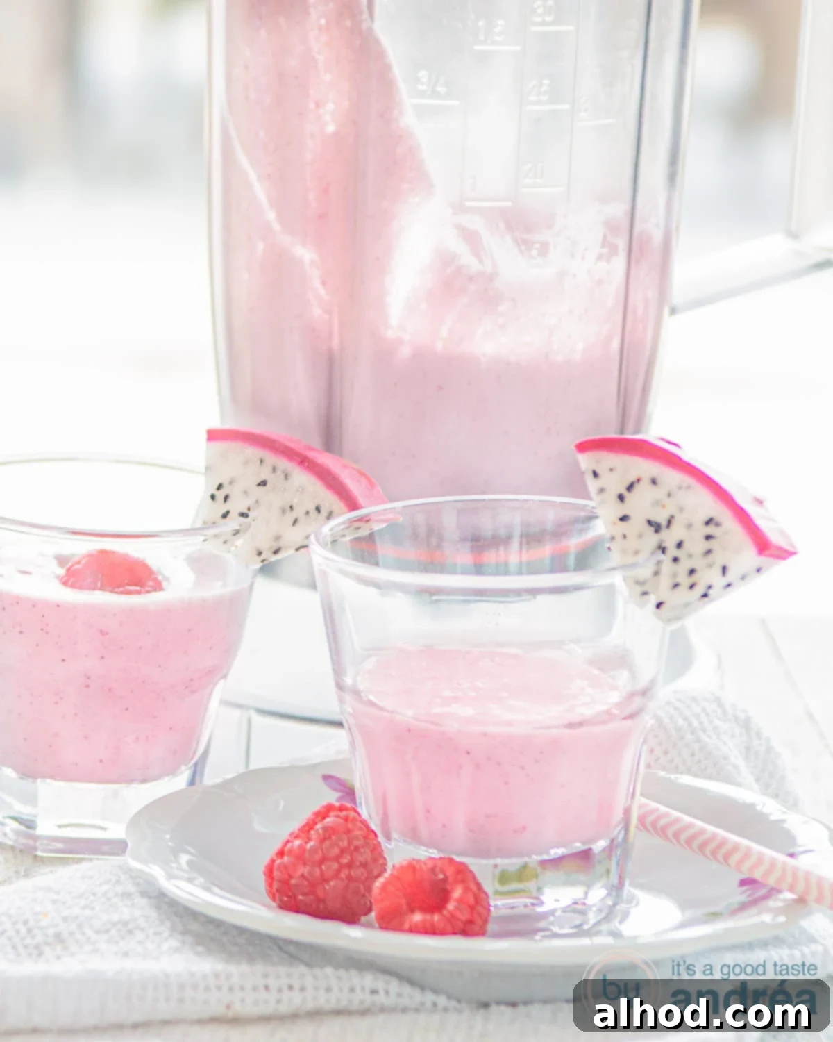 Tropical Dragon Blend 3 drakenfruit smoothie - dragonfruit smoothie