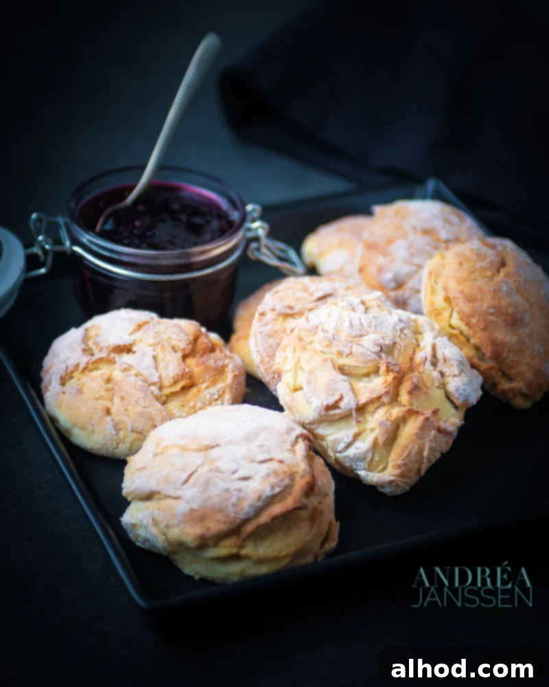 Vanille scones met bramen peer en champagne confituur