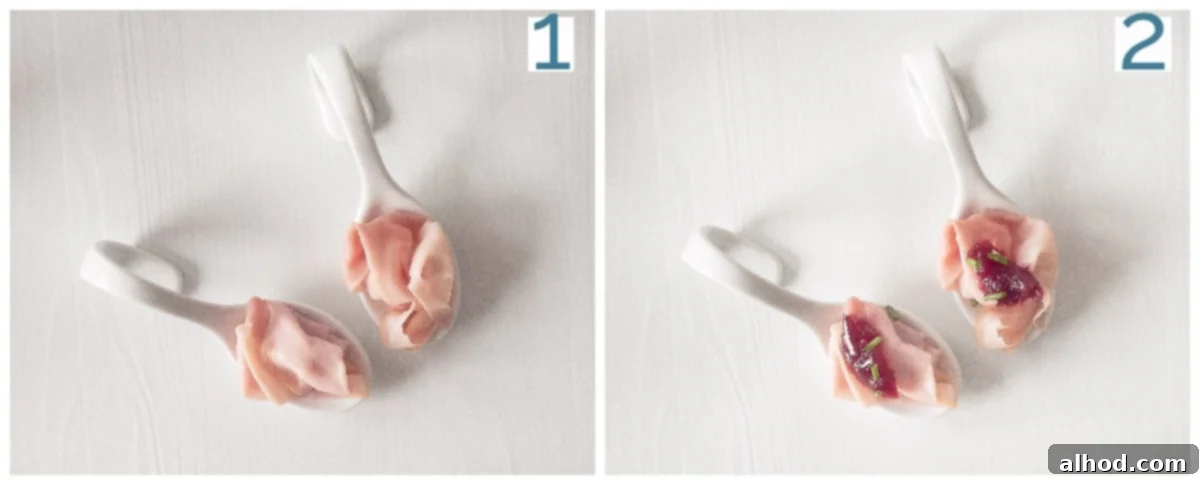 Sweet & Savory Ham Cranberry Morsels 4 A two-step visual guide showing the preparation of Amuse with Ham and Cranberry.