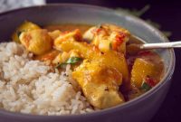 Tropical Slow Cooker Mango Chicken Curry